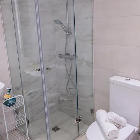 Lighthouse Beach View Apartament Pafos